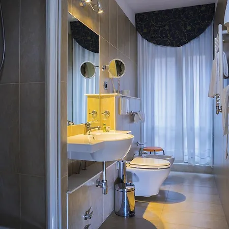 Hotel Corticella 3*