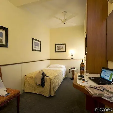 Hotel Corticella 3*